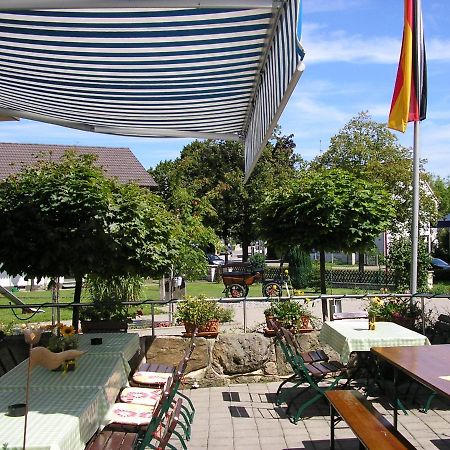 Pension Lindenallee Neuendettelsau Exterior photo